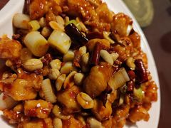 -鸿亨泰杂鱼馆(港馨家园店)