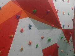 -悦动体能篮球羽毛球网球(三里河店)