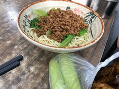 红味炸酱面-天府面庄(天平路店)