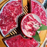 牛肉火锅吃过瘾[得意]左庭右院第100家店