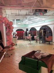 -BULB STUDIO 巴柏明星发型工作室