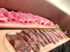 -热火朝天鲜切牛肉火锅(南强街巷店)