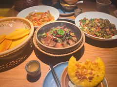 -吃饭皇帝大土家民族菜(正大广场店)