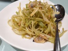 -老船夫婚宴婚庆会馆(延吉路店)