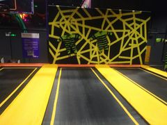 -Tenker Club弹刻极限主题公园 · 蹦床 · 团建 · 生日派对(大关店)