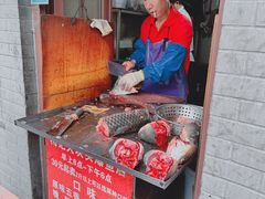 -梅记大块头爆鱼店(乍浦路店)