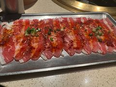 -蚂蚁洞·烤肉大营地(上海静安大悦城店)