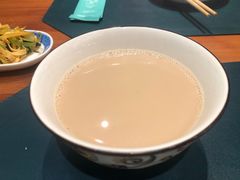 -如亿蒙餐
