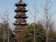 -龙华寺