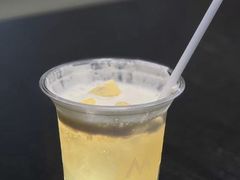 -M Stand(凯德乐峰广场店)