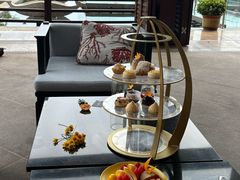 -亚龙湾喜来登·美景台大堂吧