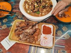 -乡村馕坑肉·烧烤·新疆菜·本地人更爱吃(阿勒泰首店)