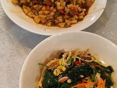 -汗腾格里·风味餐厅(新疆驻京办店)