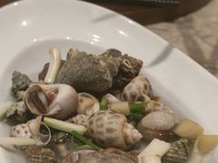 -胖大嫂渔家排档(半边山店)