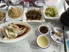 -范饭椰林川湘味海鲜·椰子鸡(三亚湾椰梦长廊店)