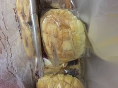 -顶东面包花园·生日蛋糕(世博店)