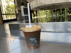 桂花酸梅气泡美式-CEMENT·coffee bar (凤凰创意园店)