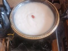-老牌坊云南鱼豆花火锅(哈西万达店)