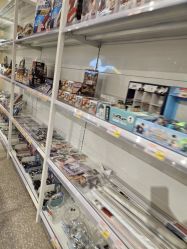 -嗨本可潮玩仓(大兴大悦春风里店)