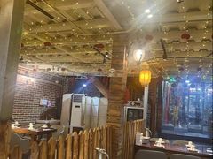 -三个大叔烤羊肉串·炭炉砂锅菜(西三旗店)