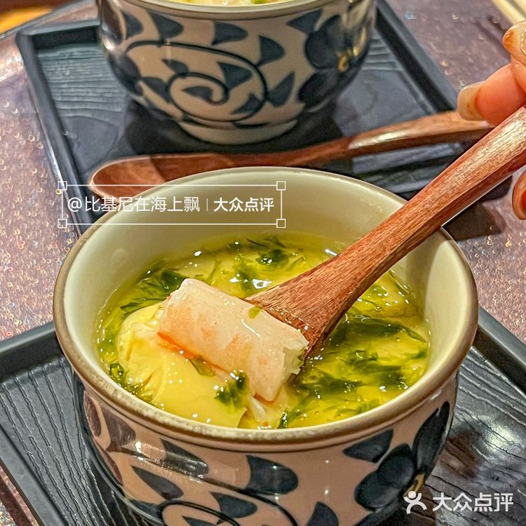 《关于在深圳吃到堆成小山的海胆塔塔🤤》