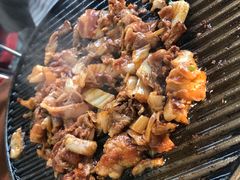 招牌酸菜猪五花肉-北京小炮儿炙子烤肉·铜锅涮肉(珠江路店)