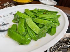 -伊源鼎盛餐饮服务有限公司