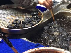 -黑色经典臭豆腐·湖南特产(步行街店)