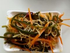 -陆元丰·兰州纯汤牛肉面(自强西路店)