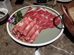 -三人行骨头王火锅(长寿店)