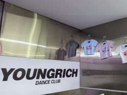点击看大图 -YOUNGRICH街舞工作室