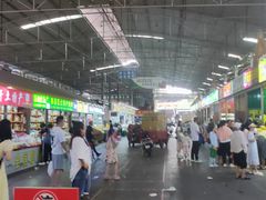 -曼阁市场水果批发市场