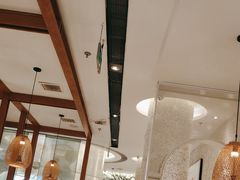 -三人行骨头王火锅(长寿店)