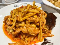 鱼香肉丝-大隐隐于市私房菜(保和小区店)