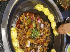 -山城柴火鸡·全鸡宴·跳水蛙(五小区店)