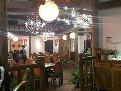 大堂-金苑酒家·客家菜·广东老字号(万象店)