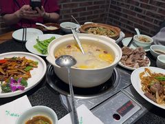 -鹅城粤菜馆(白云山路店)