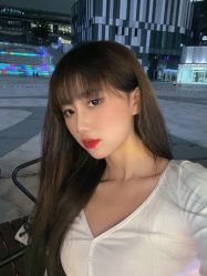 -AYO SALON
