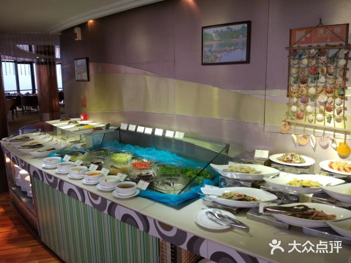 汇泉王朝大饭店-旋转餐厅(南海路店)自助取餐区图片