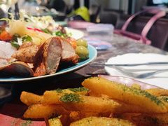 -LESCEDARS Brasserie Bistro香柏树