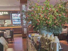 -八府香鸭·啫啫煲(华山路店)