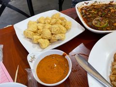 -啰啰冰屋(景洪总店)