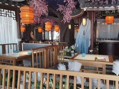 大堂-荷塘秋月·本帮江浙菜(国权路店)