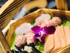 -乐领拈花溪·林涧食韵