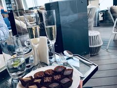 -OZONE 顶楼酒吧(香港丽思卡尔顿酒店)