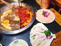 -大龙辣火锅·龙虾·烧烤(湖滨新天地店)
