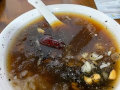 老式银耳八宝粥-红雨少水粉(城南店)