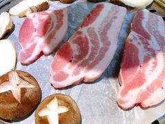 -极简·炭火烤肉主题餐厅·龙虾烧烤·烤羊排(宝龙店)