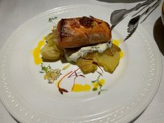 -Mogul Eatery·大亨餐酒馆