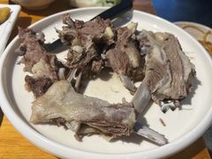 -一群羊手扒肉·火锅·早茶(远东公寓店)